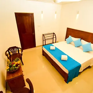 Heavens Door Guest 3*, Kandy Sri Lanka